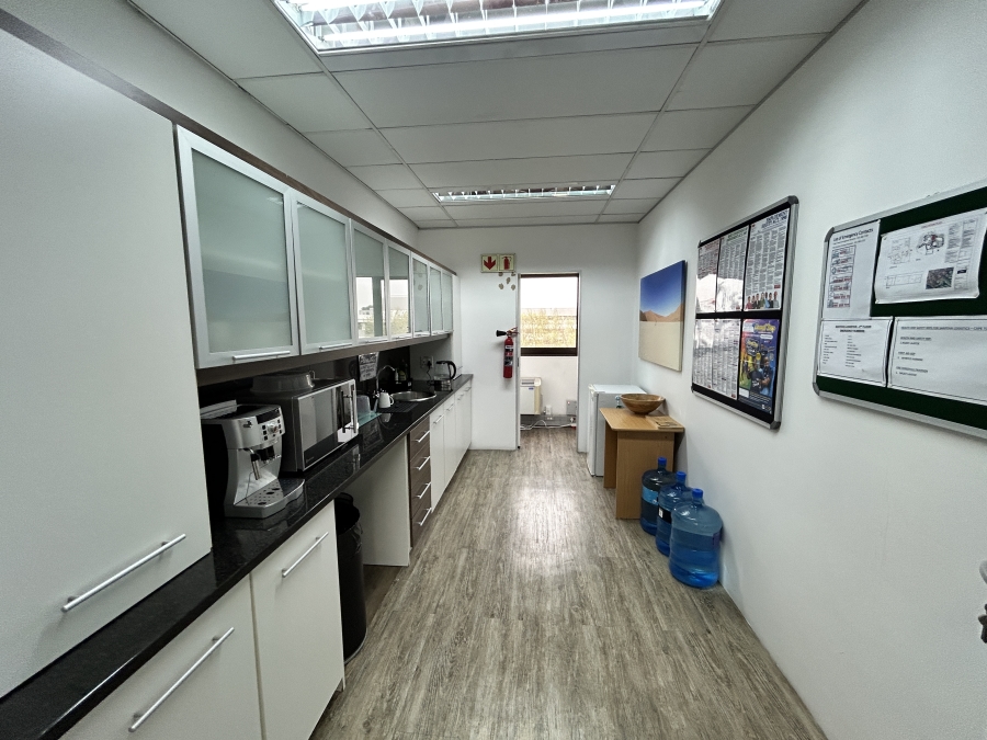 To Let commercial Property for Rent in Mowbray Western Cape